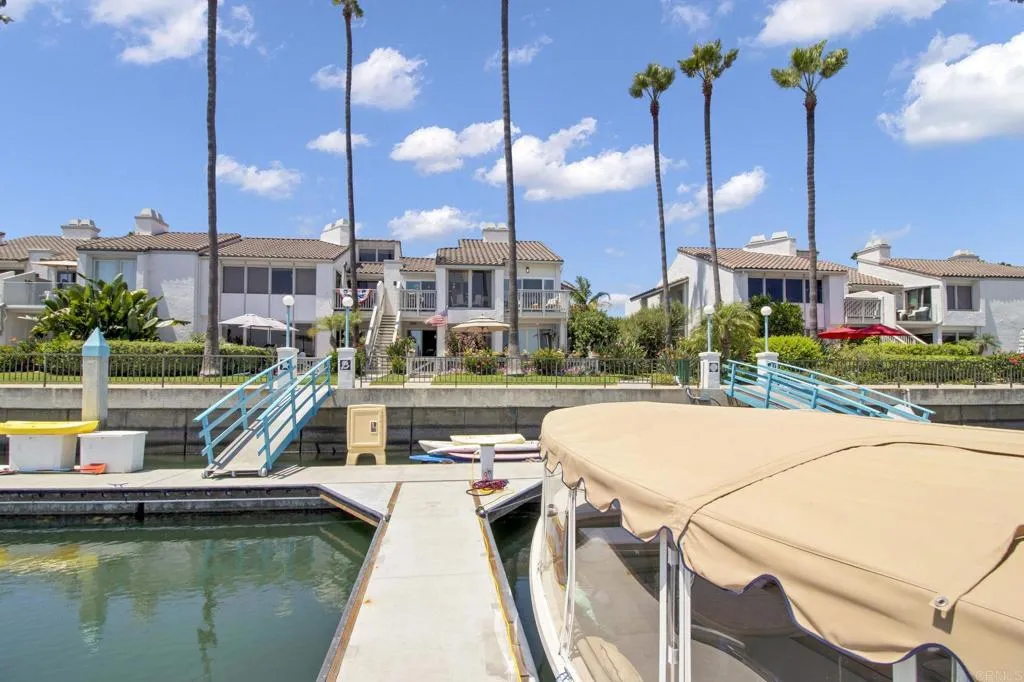https://cdn.realtyfeed.com/cdn/127/306790348/7cc0a3da867ebf9dbd4cb7790cf25f9a.webp