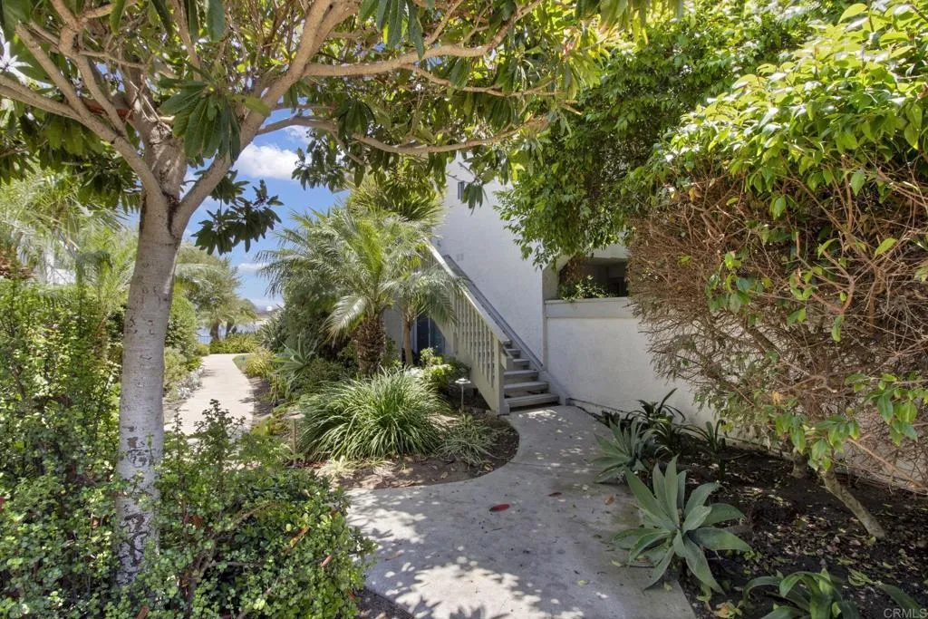 https://cdn.realtyfeed.com/cdn/127/306790348/9fa2ea9e6d11e2db898d185dc0e3f7c4.webp