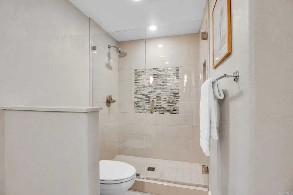 https://cdn.realtyfeed.com/cdn/127/306790348/bd5729d5451eeb3384111a7e5a5c0fce.webp