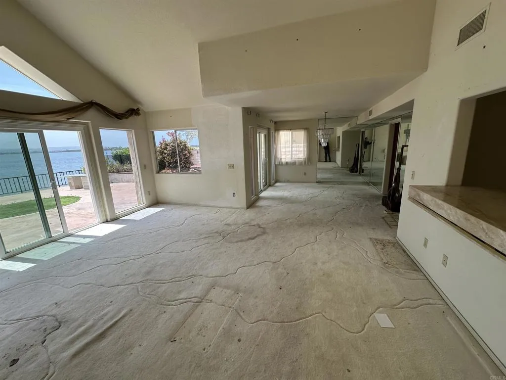 https://cdn.realtyfeed.com/cdn/127/306790353/7a43c368992840c846570cb504108a9e.webp