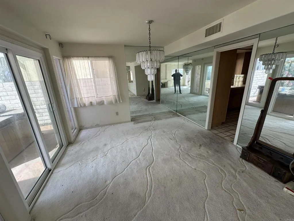 https://cdn.realtyfeed.com/cdn/127/306790353/b8255a7d1f13506d7cbb22d84778a941.webp
