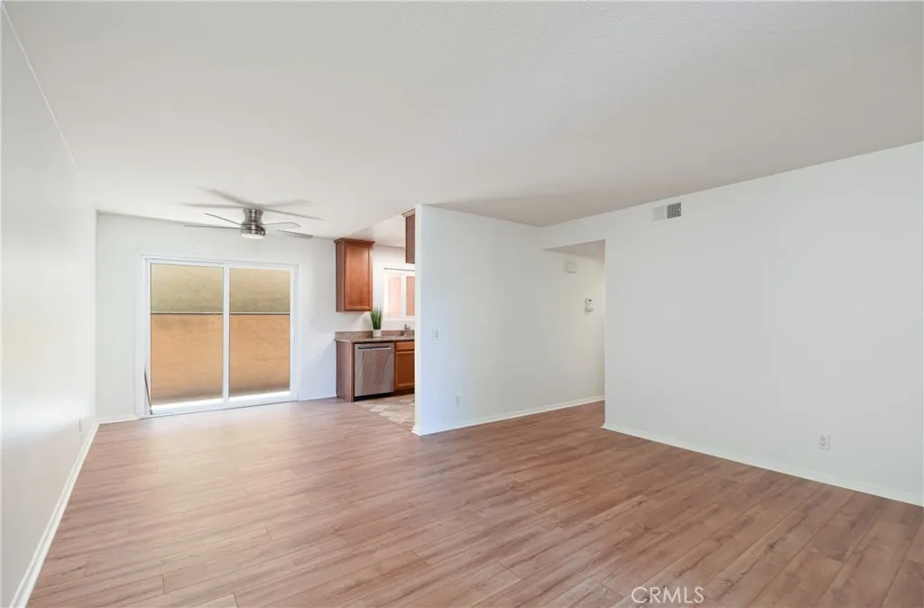 530 Calle Montecito, Oceanside, CA 92057 - Photo 3 of 20, Oceanside, CA