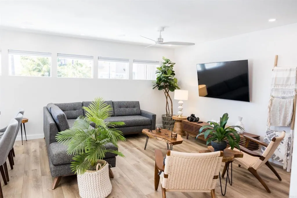 https://cdn.realtyfeed.com/cdn/127/306790422/0cbc431f1d4d120c42678652152b1dc9.webp