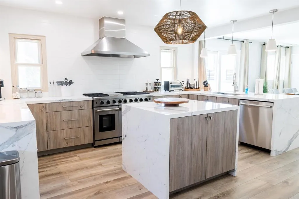 https://cdn.realtyfeed.com/cdn/127/306790422/56d031cc0baa4504946761a63a9d7f72.webp