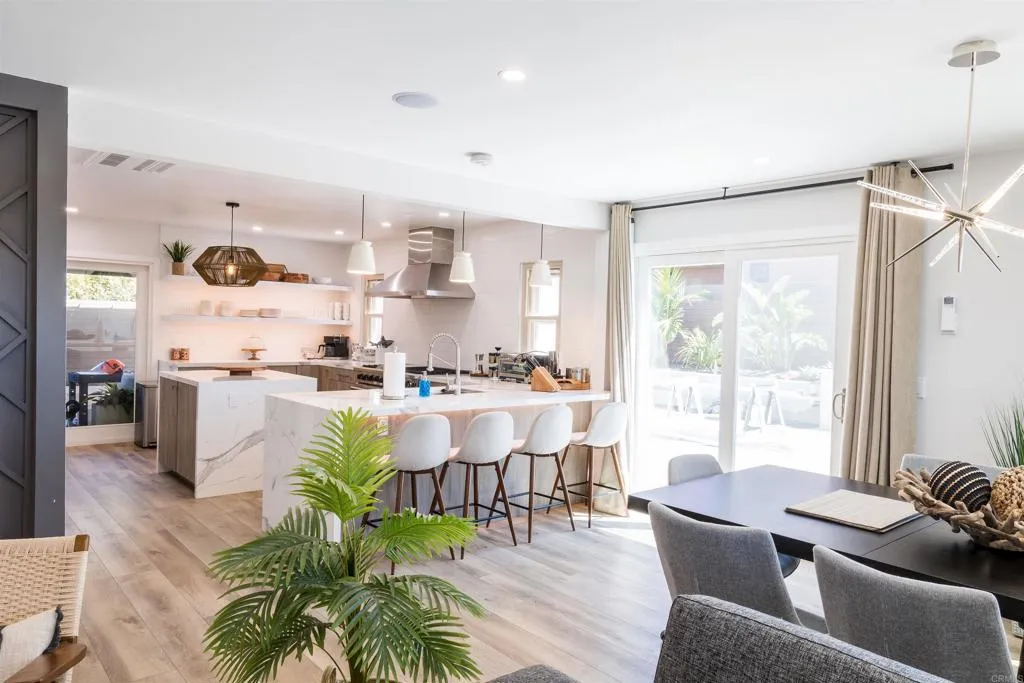 https://cdn.realtyfeed.com/cdn/127/306790422/6c663305a367f1535d4d2902b0ad446e.webp