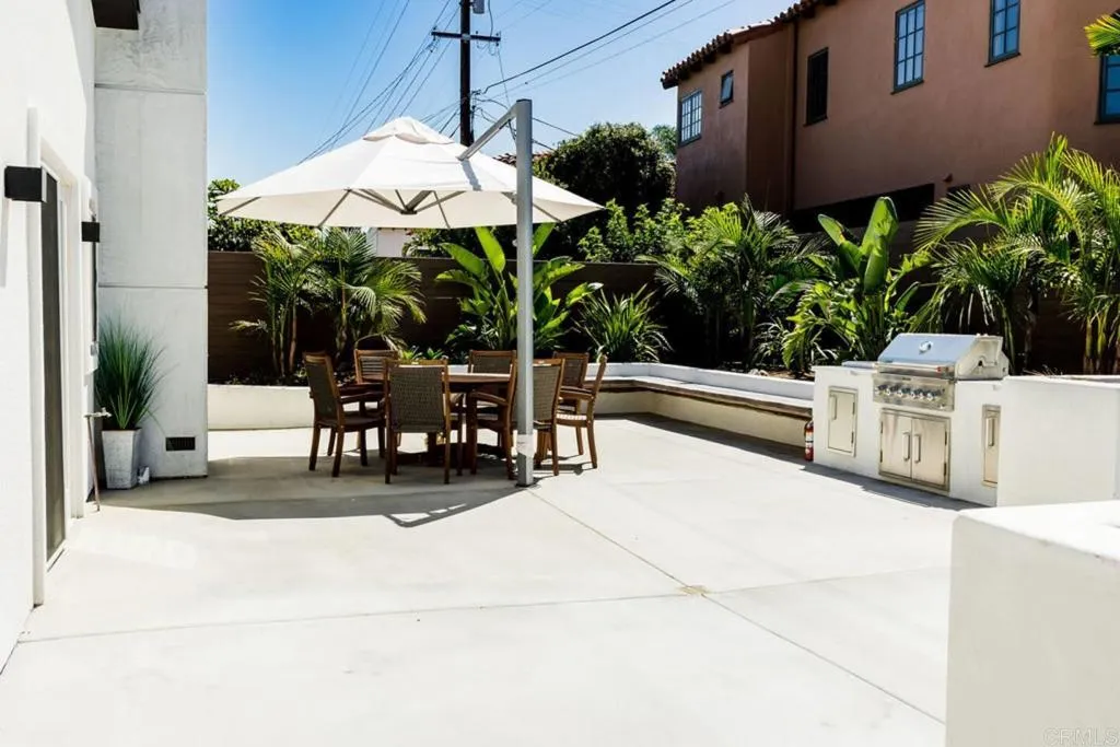 https://cdn.realtyfeed.com/cdn/127/306790422/8b0aaadff267d8b83fff351322a3d7d0.webp