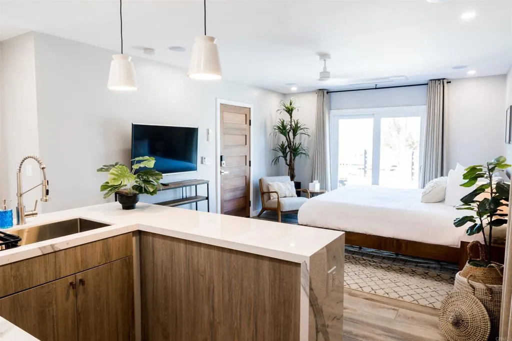 https://cdn.realtyfeed.com/cdn/127/306790422/b6b1017b45f6ae2efe75d21a84c0578d.webp