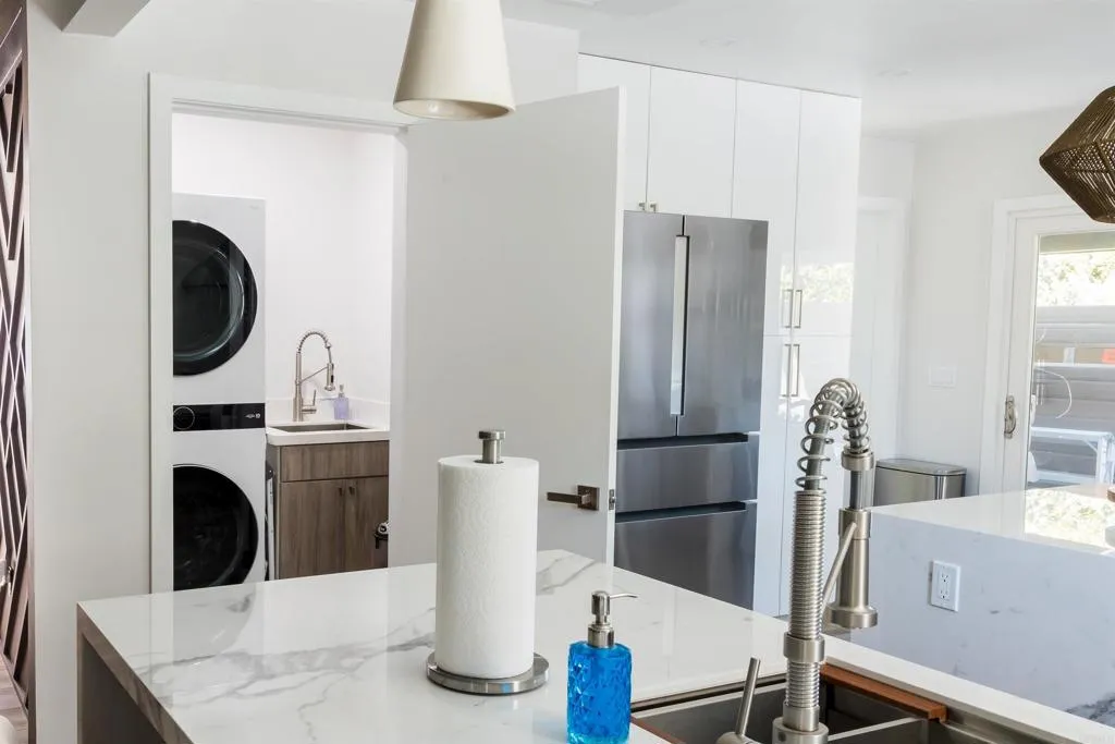 https://cdn.realtyfeed.com/cdn/127/306790422/d823fae778cee50f5db5003d664a1d9d.webp