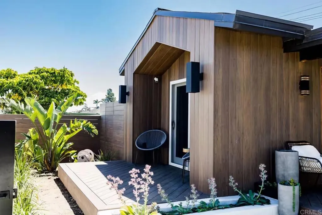 https://cdn.realtyfeed.com/cdn/127/306790422/f22b52f55b03b477989955c7778754a6.webp