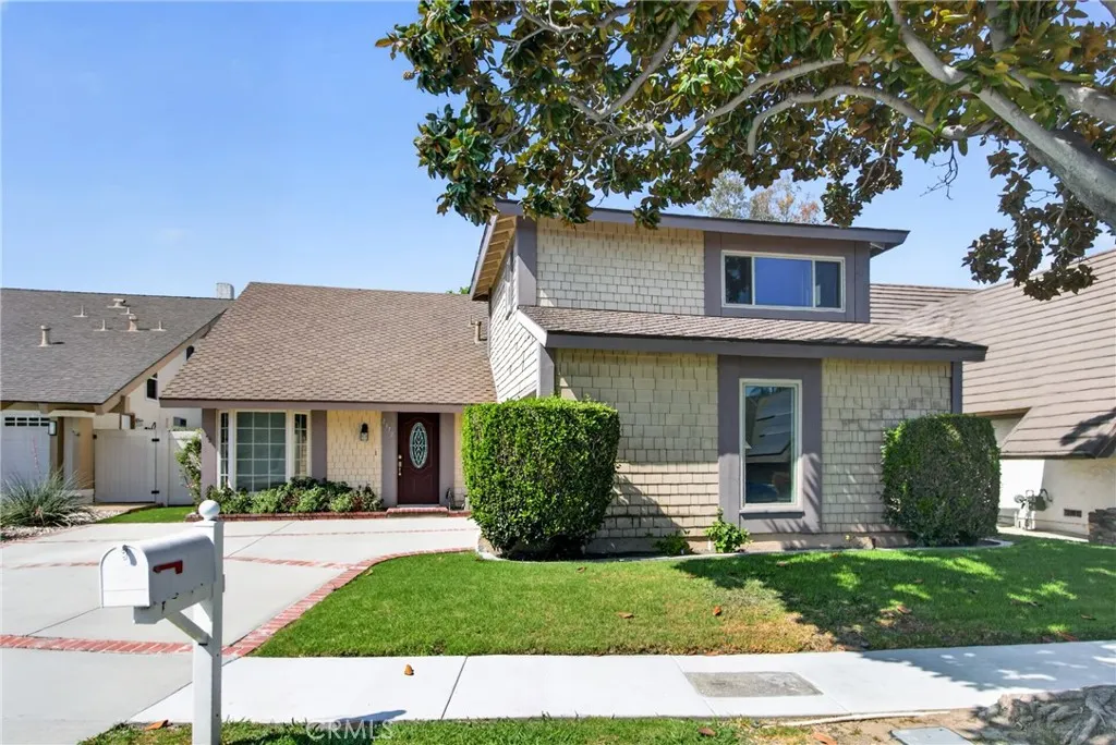 Tustin, CA 92780