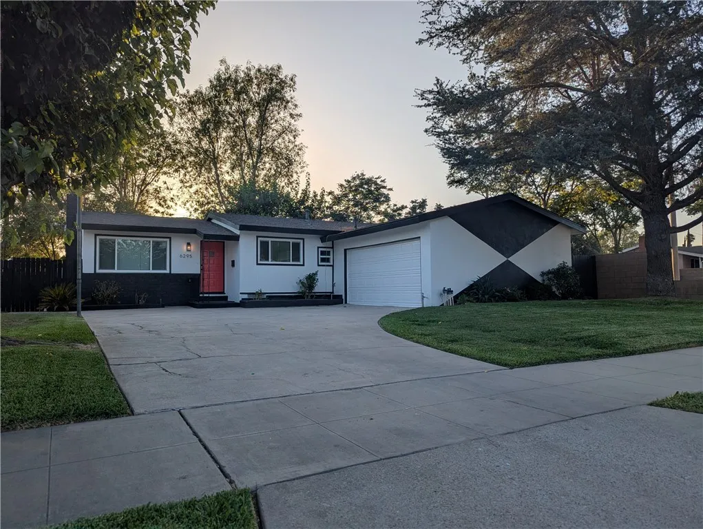 Riverside, CA 92504