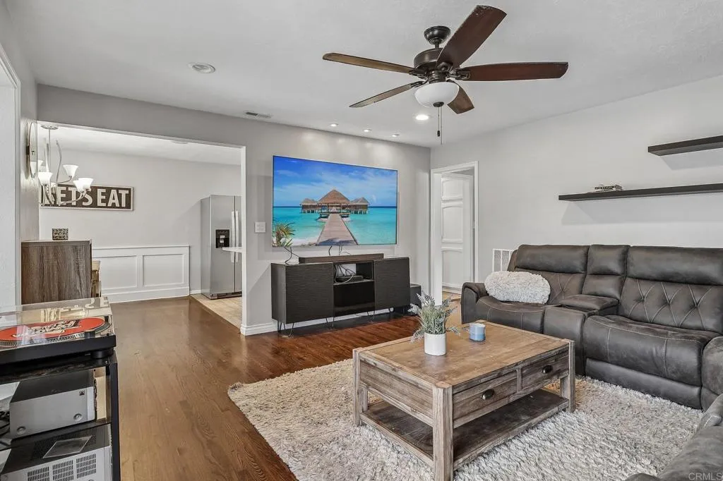 https://cdn.realtyfeed.com/cdn/127/306790462/1b40bb53f5aae10fdfb4ac6c085075a4.webp