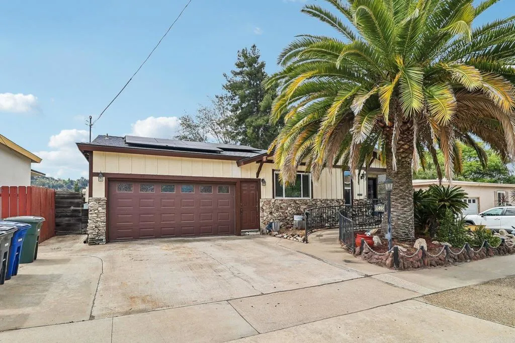 https://cdn.realtyfeed.com/cdn/127/306790462/3e2765f0295a73028a75a5d40a0412a6.webp