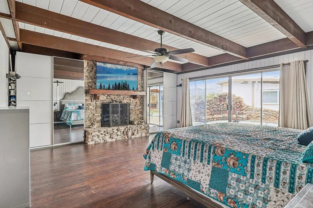 https://cdn.realtyfeed.com/cdn/127/306790462/f29c85aac49f65e522a52baafd54f7cd.webp