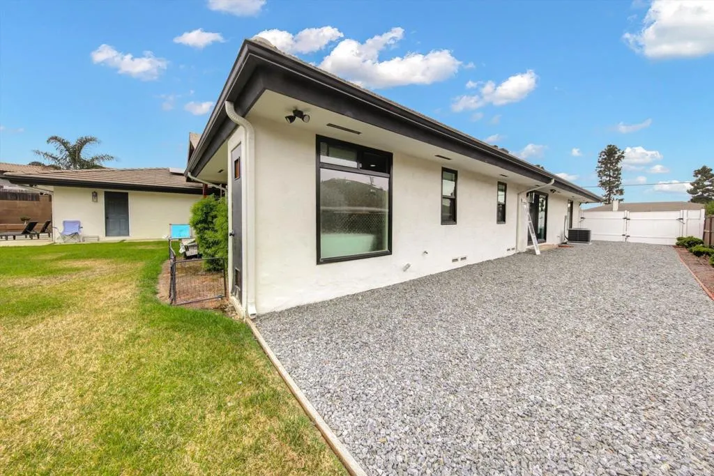 https://cdn.realtyfeed.com/cdn/127/306790466/2f8b3854b6fd15a598288b077ec9d881.webp