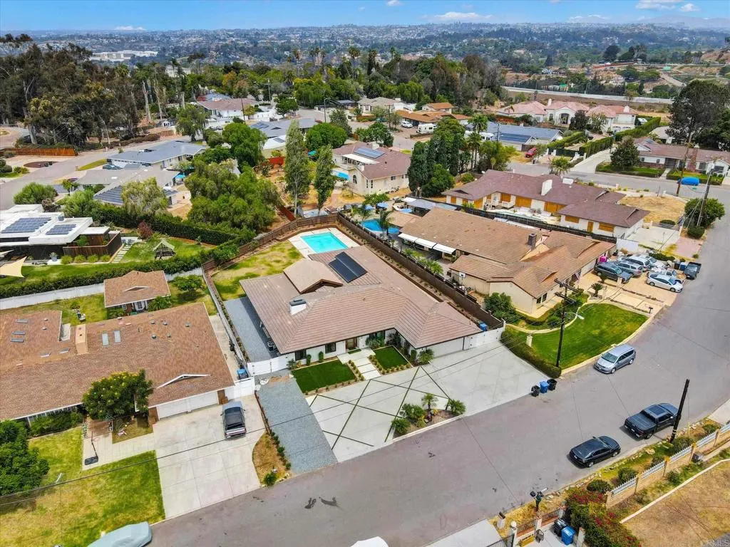 https://cdn.realtyfeed.com/cdn/127/306790466/3a1e1a9955e6c653a21e22b54891c23f.webp
