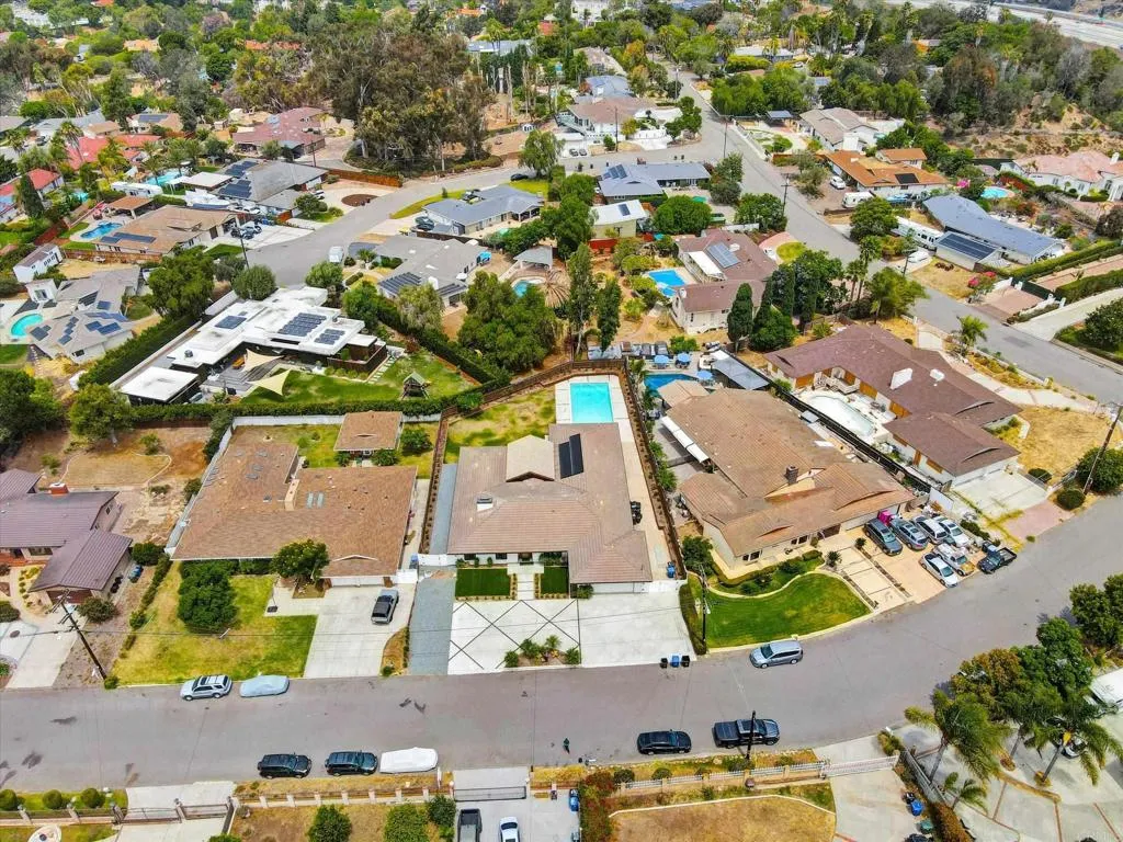 https://cdn.realtyfeed.com/cdn/127/306790466/4f324e1ed6f3a278b68a08eda503c588.webp