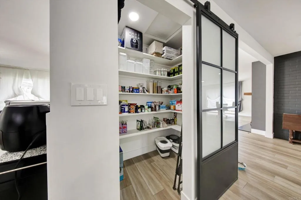 https://cdn.realtyfeed.com/cdn/127/306790466/9eddb35654ee046a0648598bbd3f57c2.webp