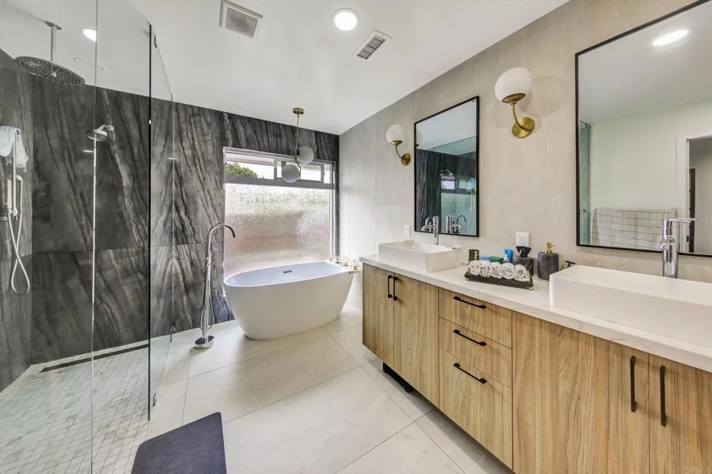 https://cdn.realtyfeed.com/cdn/127/306790466/c14122818e2ad3bb5ae420be5c6c70e1.webp