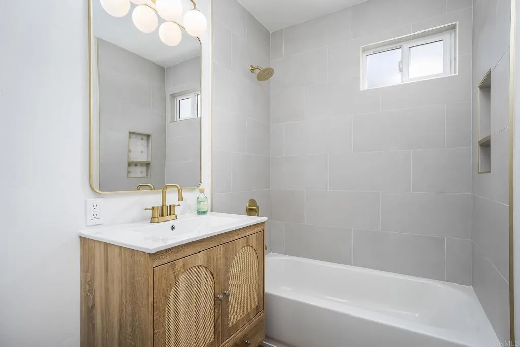 https://cdn.realtyfeed.com/cdn/127/306790467/30d5733d1cf4f01d2b5745d1e1dd6d06.webp
