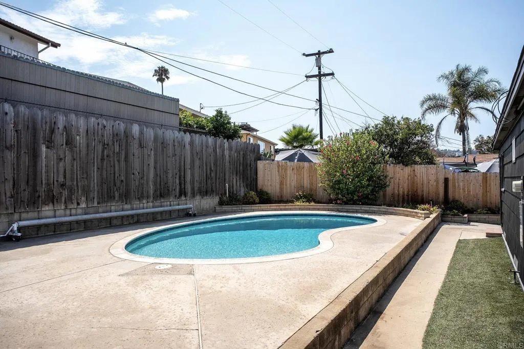 https://cdn.realtyfeed.com/cdn/127/306790467/51e367295b49e3175b160f0b33a26e74.webp
