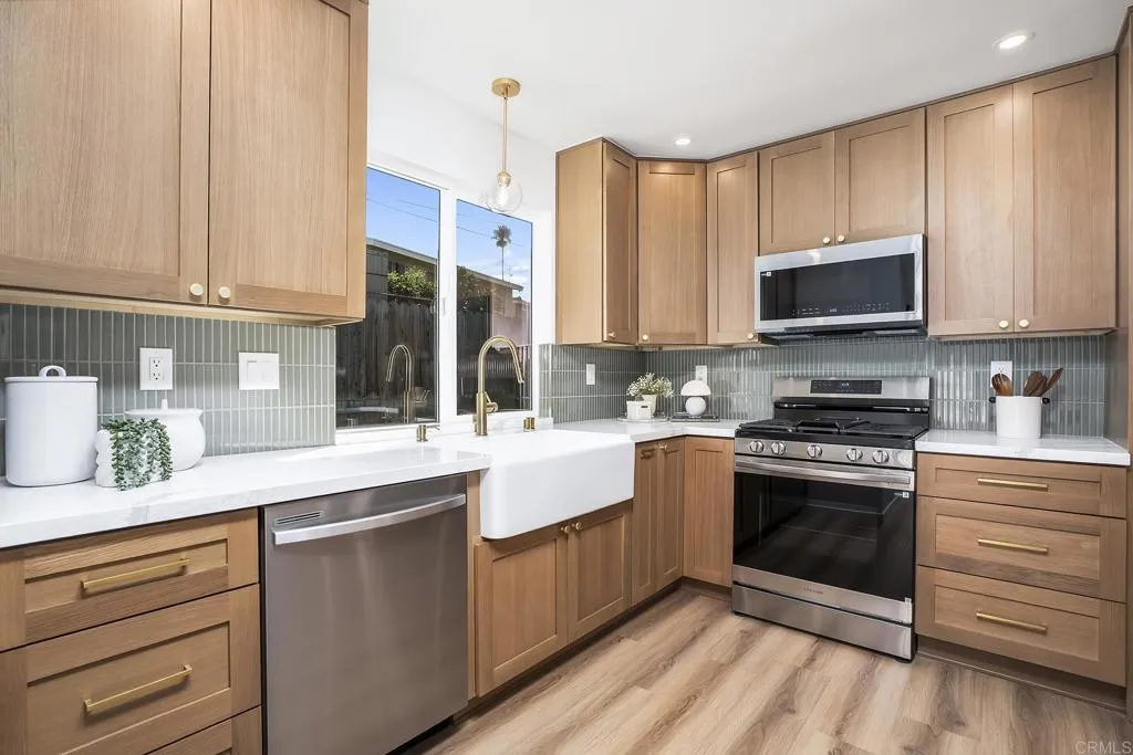 https://cdn.realtyfeed.com/cdn/127/306790467/62f7b98d2a9dcef89fd61e27693ad393.webp