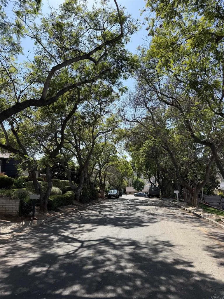 https://cdn.realtyfeed.com/cdn/127/306790467/cf818da8b167b4d60d45b598096d40d5.webp