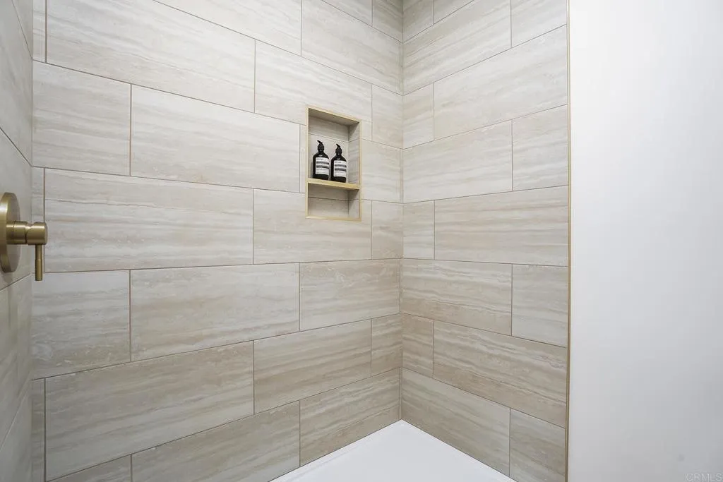 https://cdn.realtyfeed.com/cdn/127/306790467/fb57c9b14ac07003077e60ff30d25380.webp