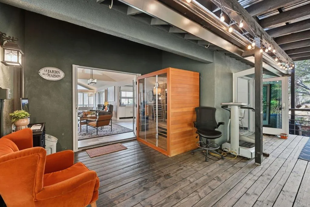 https://cdn.realtyfeed.com/cdn/127/306790474/0ef07f4c175efb890cc2429f19ba96b3.webp