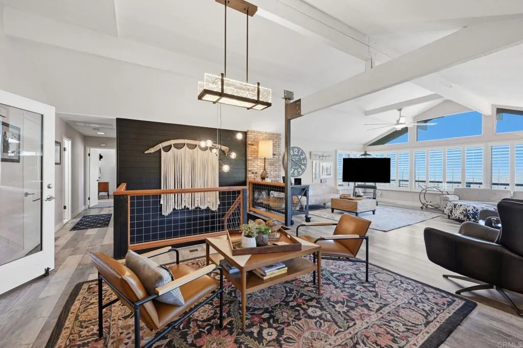 https://cdn.realtyfeed.com/cdn/127/306790474/829b678ed2fa8b46f4954361c43622ae.webp