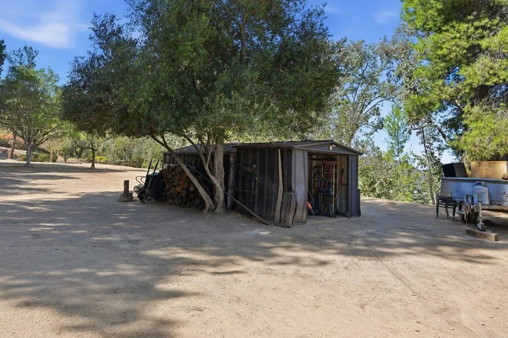 https://cdn.realtyfeed.com/cdn/127/306790474/e8db9d55807d60936c4cba123e6c588e.webp