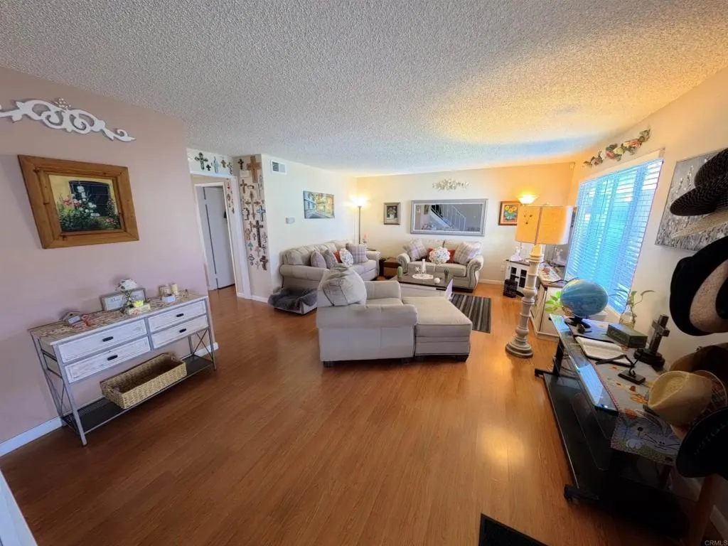 Photo #5: PTP2606119 Listing: Photo #5