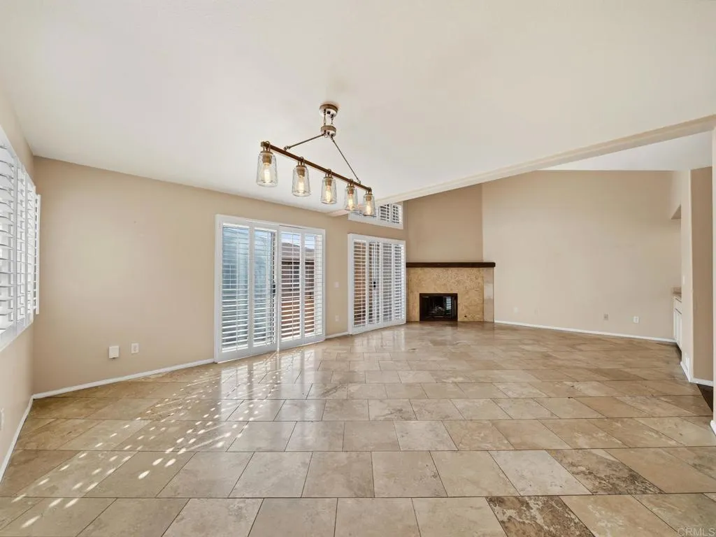 https://cdn.realtyfeed.com/cdn/127/306790635/159c3404b19b5e0f1bae475300cca3d8.webp