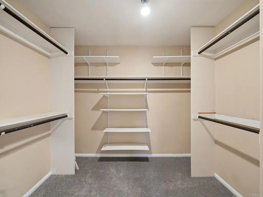 https://cdn.realtyfeed.com/cdn/127/306790635/8cc7a00a6a957399f78ebfa18d0aa72c.webp
