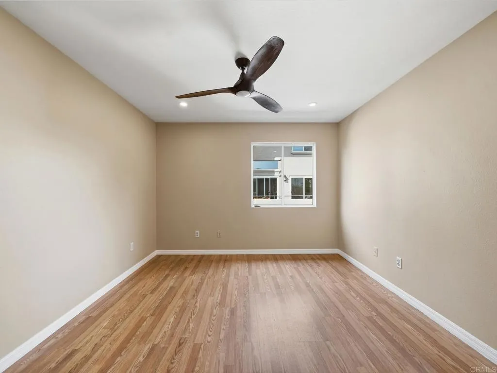 https://cdn.realtyfeed.com/cdn/127/306790635/a12b063f7bda33375302da93e1c82b36.webp