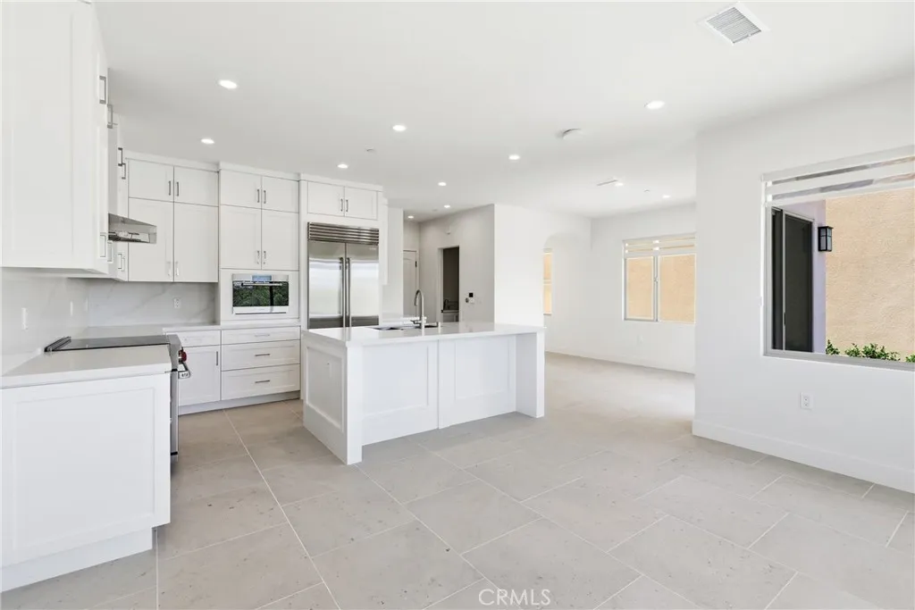 Irvine, CA 92618