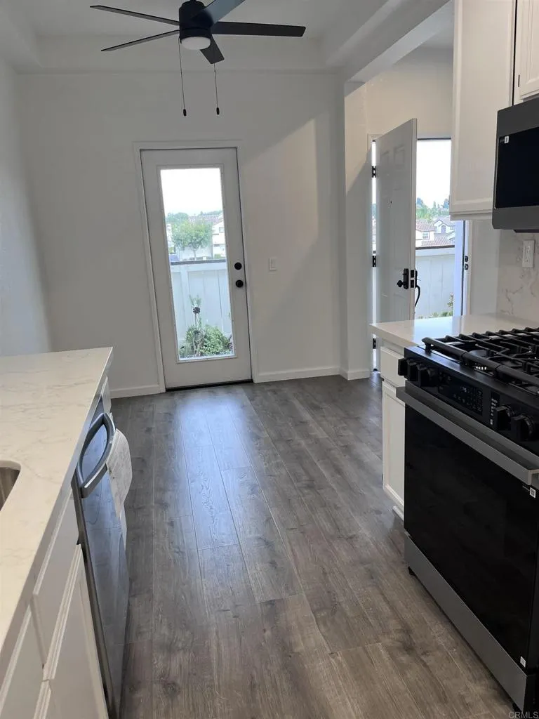 Photo #8: PTP2606124 Listing: Photo #8