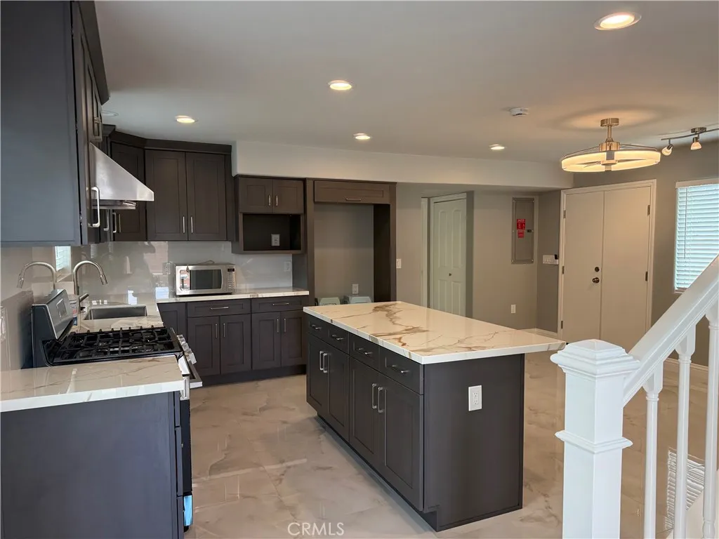 2102 Niobe Unit B, Anaheim, CA 92904 - Photo 2 of 5, Anaheim, CA