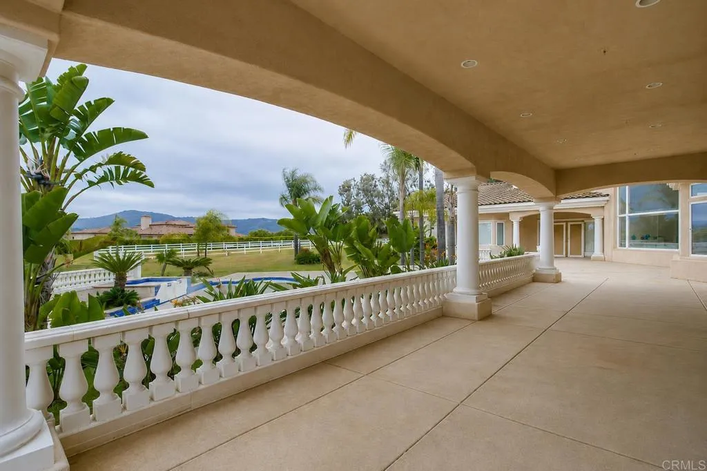 https://cdn.realtyfeed.com/cdn/127/306790733/8313eb5b3b90ecb1215ef2b35fbfd5e3.webp