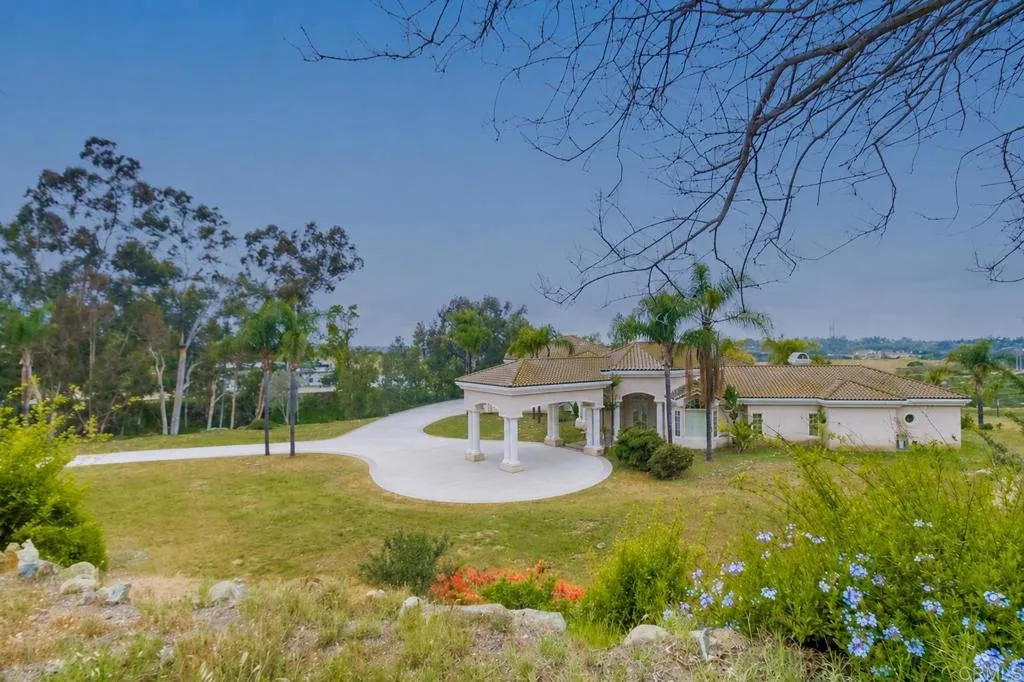 https://cdn.realtyfeed.com/cdn/127/306790733/d2001fa412d3159ada470e12a6c13071.webp