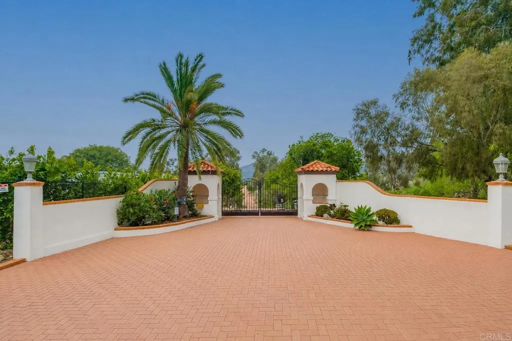 16762 Caminito De Las Palmas, San Diego, CA 92127 - Photo 3 of 20, San Diego, CA