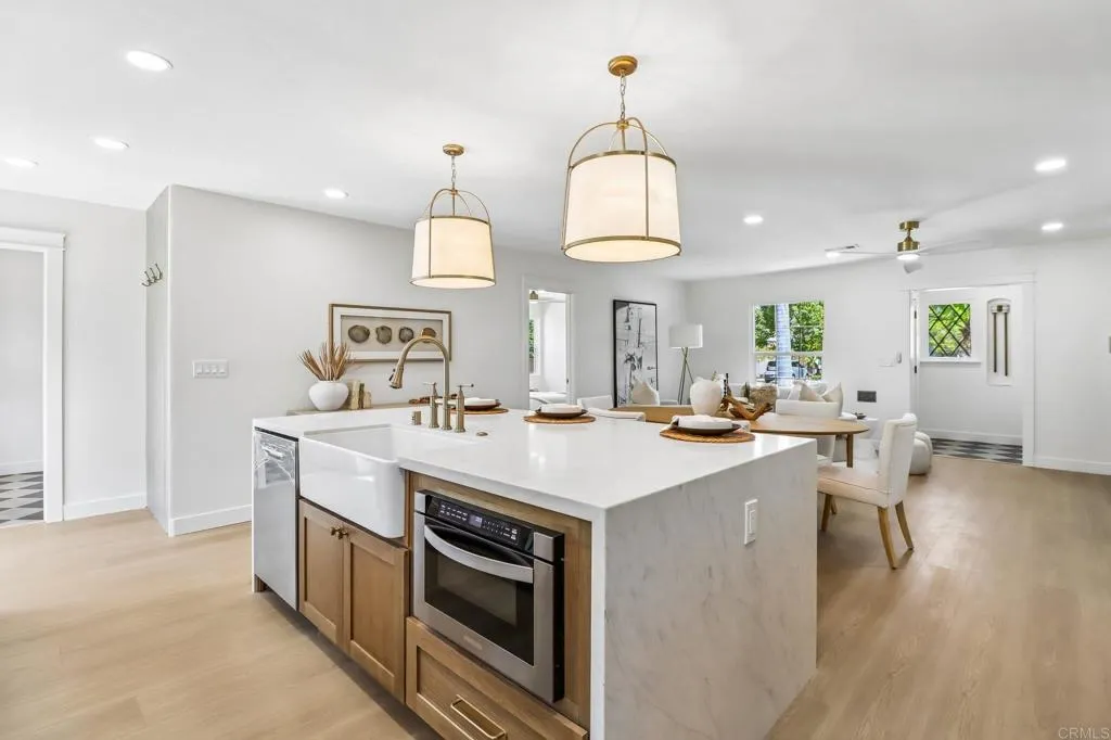 https://cdn.realtyfeed.com/cdn/127/306790750/08c9dcfa8eaa766f7666dc4a5180bfdf.webp