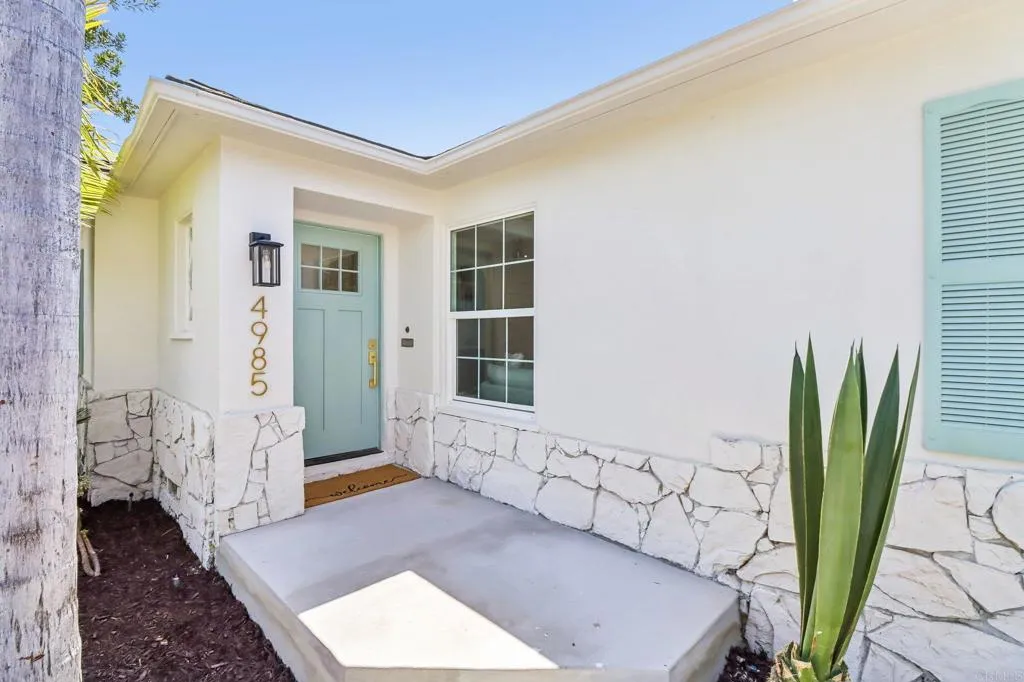 4985 Lucille Drive, San Diego, CA 92115 - Photo 5 of 37, San Diego, CA