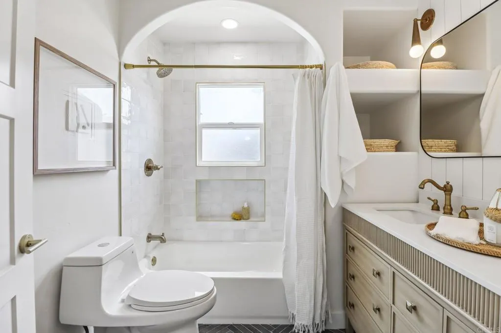 https://cdn.realtyfeed.com/cdn/127/306790750/b3a84fb7a6cfe8e3467ab304096b4a7b.webp