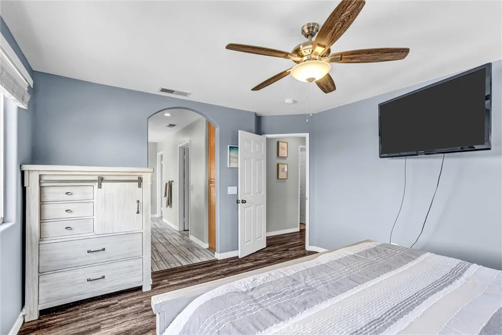 https://cdn.realtyfeed.com/cdn/127/306790770/5122060ddc6a19ca4f1507c92917ea99.webp