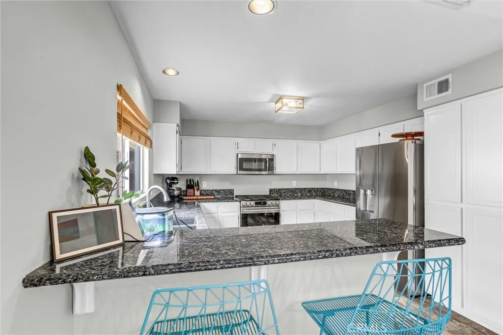 8947 Gateway View Court, El Cajon, CA 92021 - Photo 4 of 28, El Cajon, CA