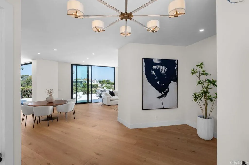 https://cdn.realtyfeed.com/cdn/127/306790772/5ca303aa9b62ad87c96bf5103970151f.webp