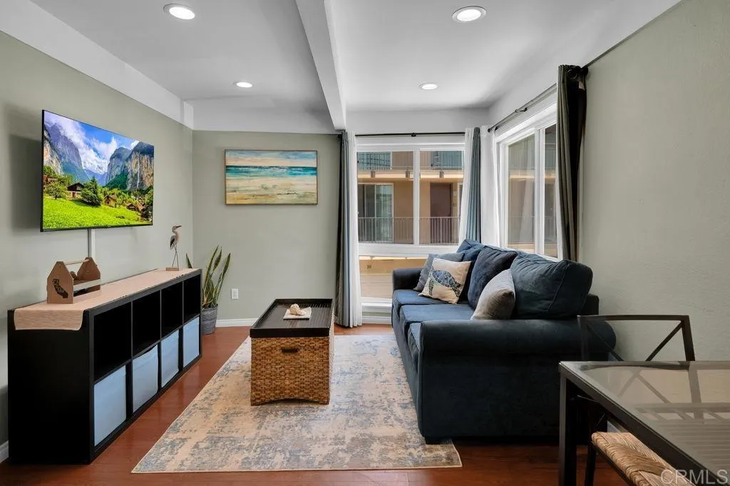 3764 Bayside Lane Unit 4, San Diego, CA 92109 - Photo 2 of 13, San Diego, CA