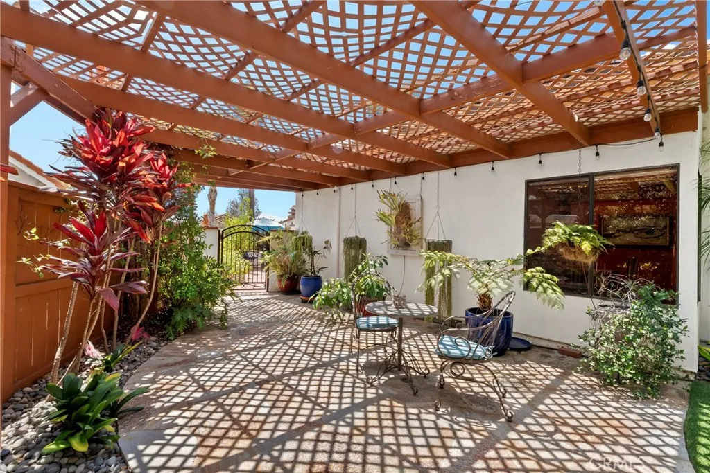 https://cdn.realtyfeed.com/cdn/127/306790817/1182ca7876d4bc13143904c5705db546.webp