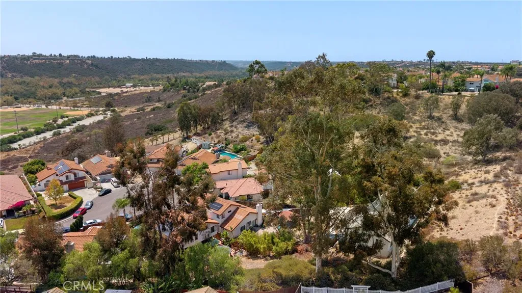 https://cdn.realtyfeed.com/cdn/127/306790817/2206e1067175abb5e0d623797a7d702f.webp
